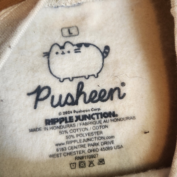 Pusheen Cafe Let's Bake Beige Sweatshirt Size L NWT - Picture 5 of 9